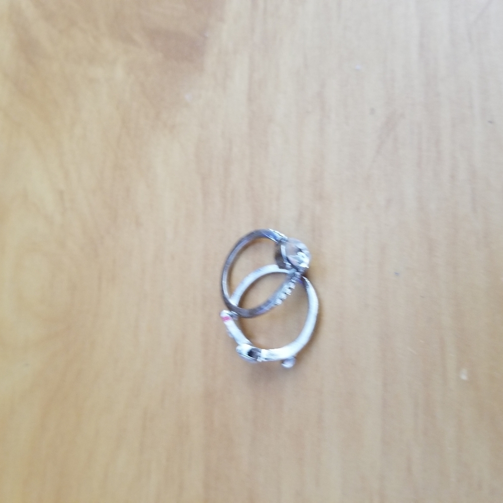 Ring - Picture 4 of 5